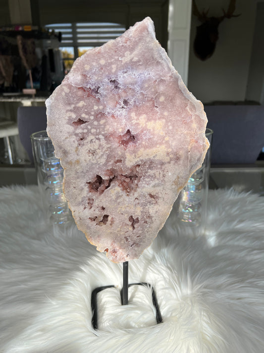 Pink Amethyst slab on stand (M06)