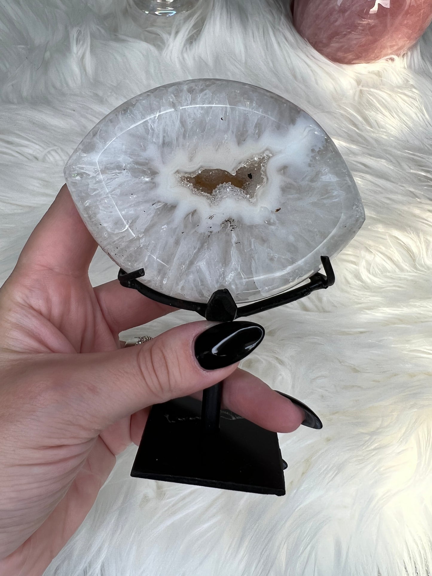 Agate Druzy Eyes on stand (AE07)