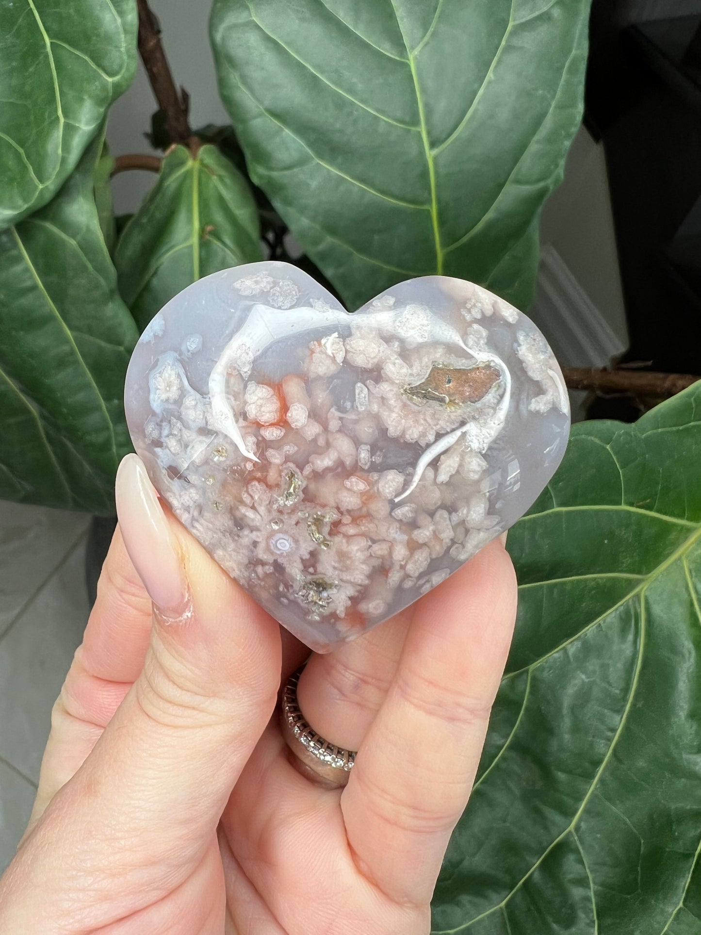 Flower Agate Heart Carving