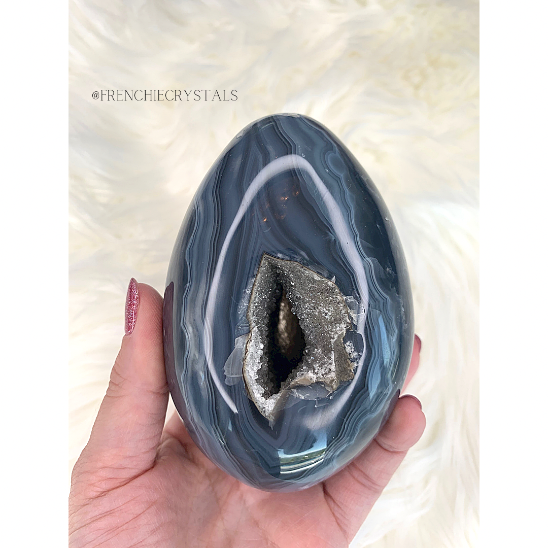 Agate Blue Egg Carving